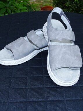 Propet Light Gray Suede Ladies Sandals 9 1/2"